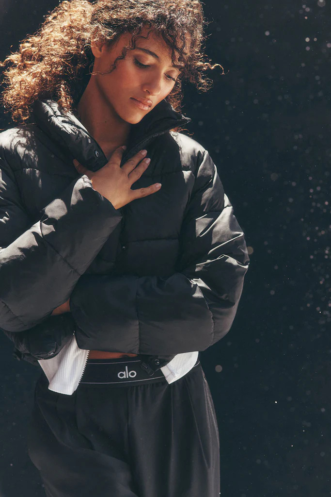 Gold Rush Puffer | Alo Yoga