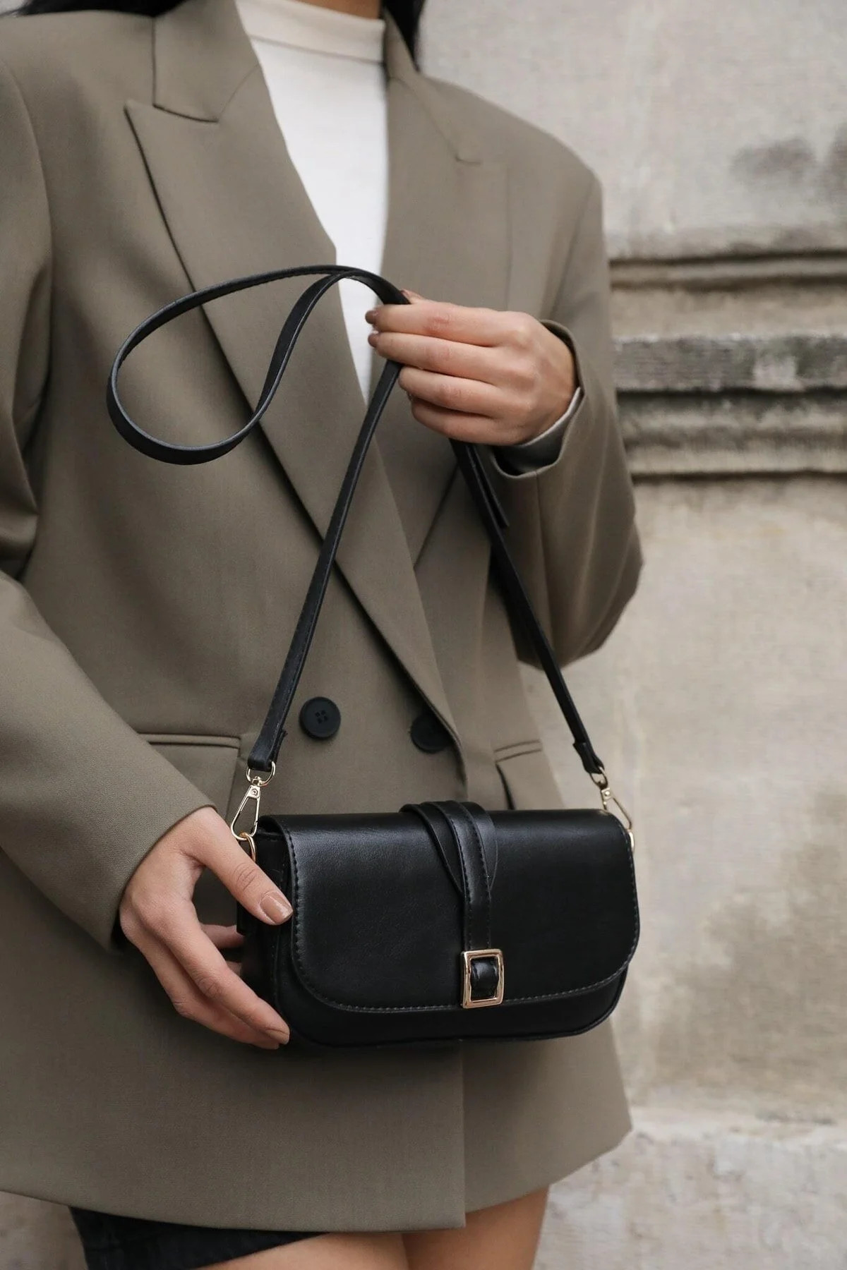 Madamra Umhängetasche - Schwarz - Unifarben | Trendyol DE