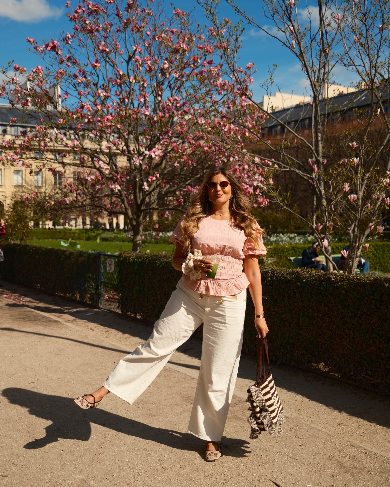 Pink top 

#LTKmidsize #LTKfrance #LTKspring