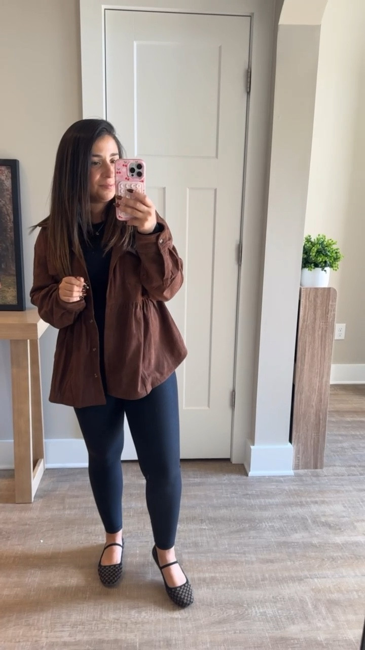 Okay, this corduroy top is perfection! It is a great length, so soft and a gorgeous color- I love, love this look. This top is so versatile and will be perfect when it’s a bit cooler out.

Black and brown outfits, corduroy tops, winter outfit

#LTKMidsize #LTKFindsUnder50 #LTKSeasonal