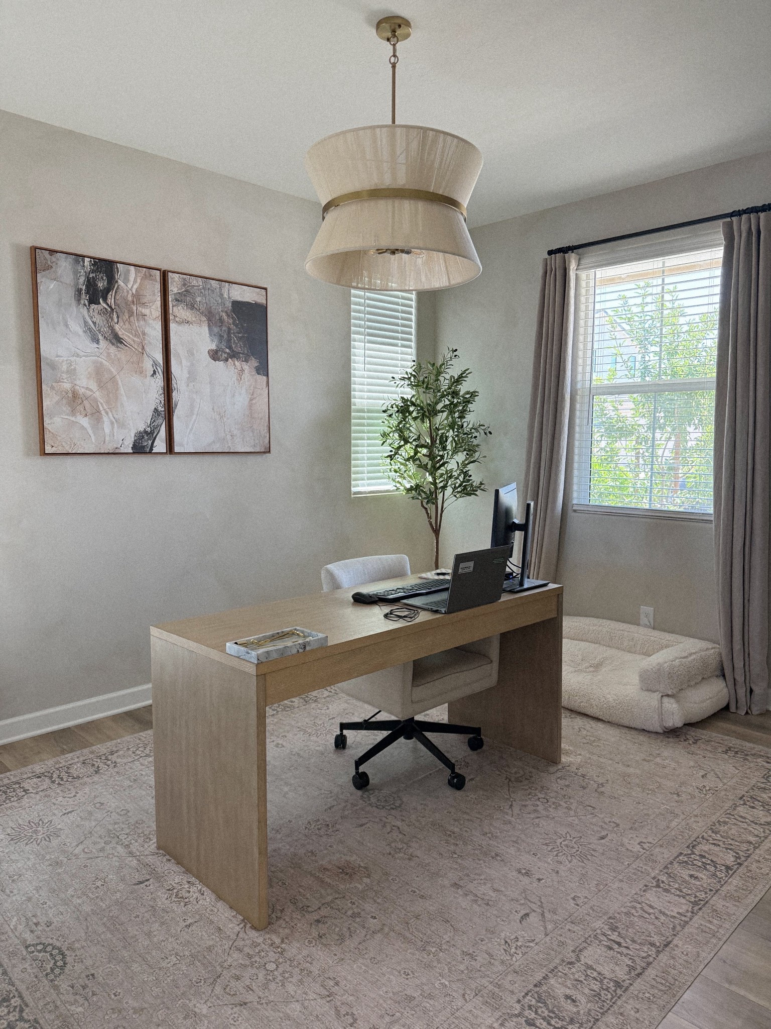 organic modern home office, organic modern home office decor, home office decor

#LTKHome