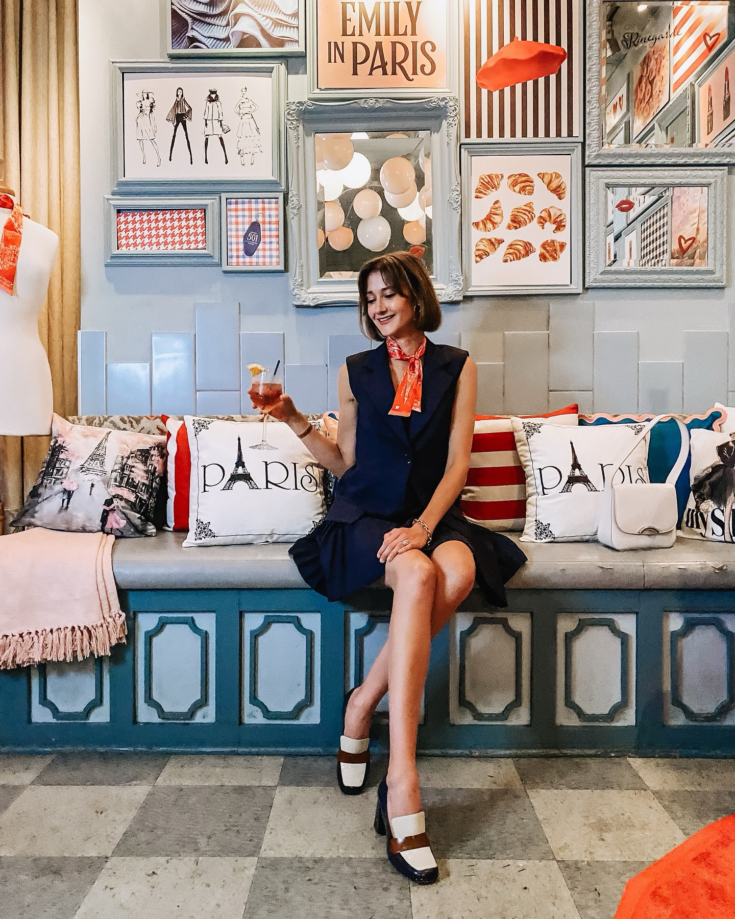 This little vest/blazer dress is cute for work or happy hour! And it’s on sale! Love it with loafers & a white bag. 

#LTKStyleTip #LTKWorkwear #LTKSaleAlert