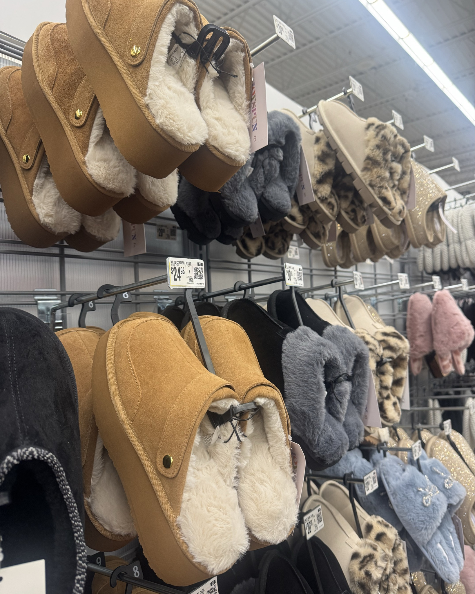 Grab them before they go viral! #walmart #walmartfinds #walmartpartner #walmartcreator 

#LTKStyleTip #LTKFindsUnder50 #LTKSeasonal