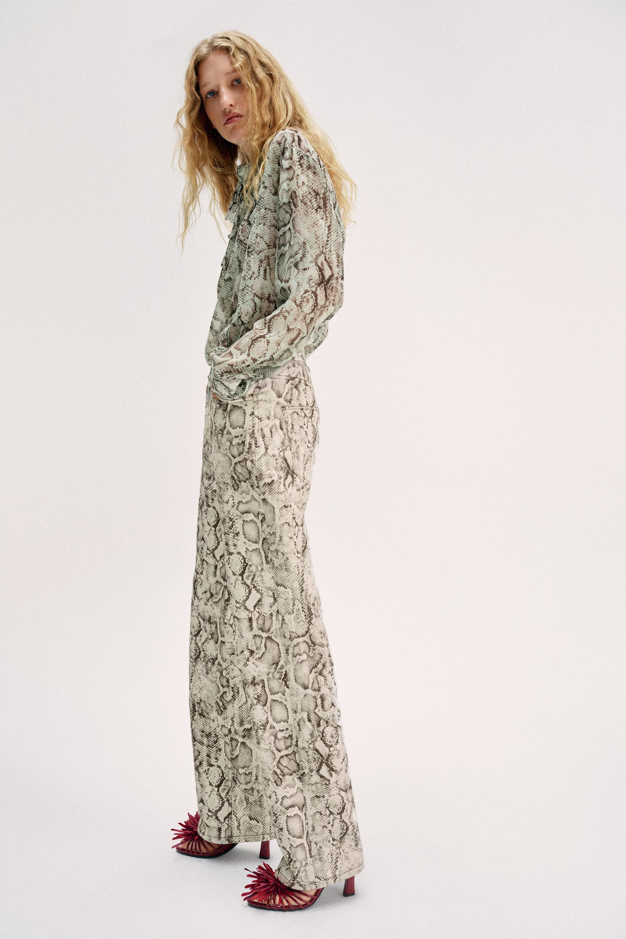 Z1975 HIGH-RISE STRAIGHT LONG LENGTH ANIMAL PRINT JEANS | Zara US