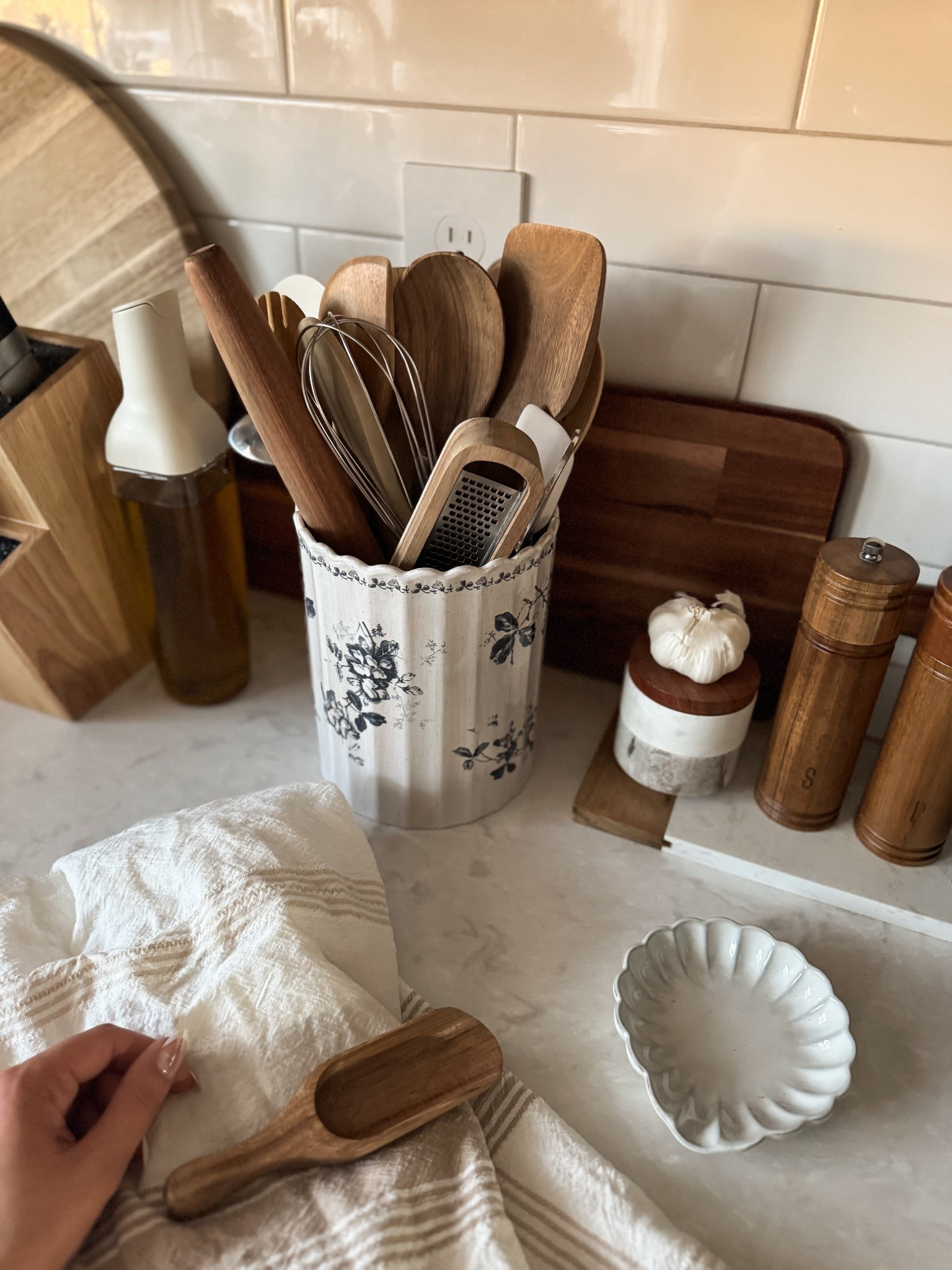 the way that I have been adding warmth a little vintage inspired accents throughout my home, especially in the kitchen, brings me so much joy. ✨ 

#LTKHome