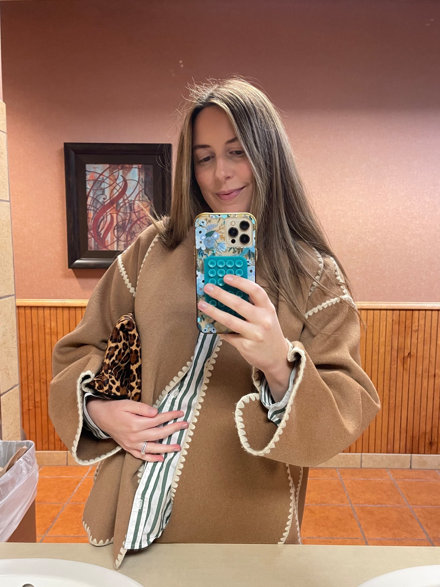 Dinner & furniture shopping for date night 😇🏠🍽️  This shirt has become my go-to with flowy wide-leg pants (to dress up) and sweats (to dress down)! 

#LTKSeasonal #LTKBump #LTKStyleTip