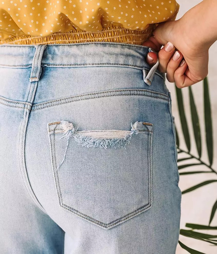 Signature Mom Jean | Buckle