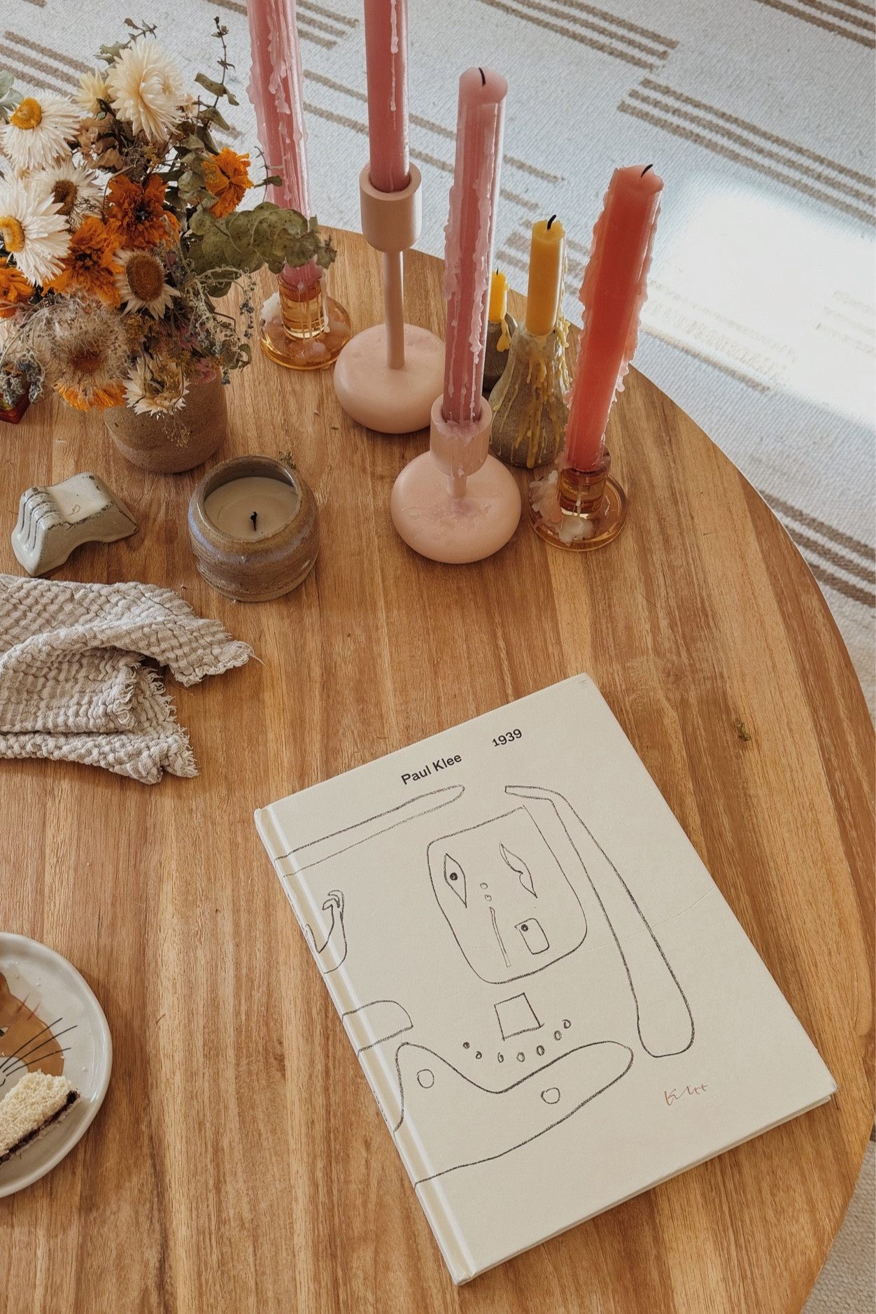 One thing about me, I LOVE art books. Paul Klee was one of my fave artists in college…I even named my hedgehog after him. Anyway! Linked up some art and interiors coffee table books. 📚 ❤️

#LTKfindsunder50 #LTKhome