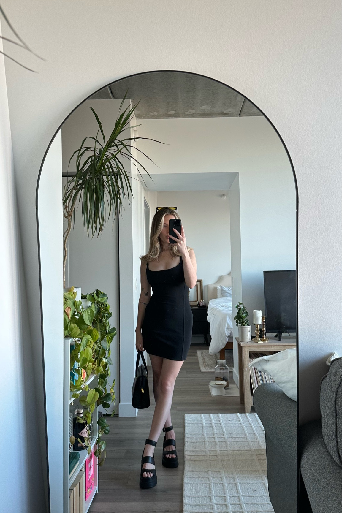 dress: thrifted (linked similar)
shoes: windsor smith
bag: thrifted 
.
.
.
casual outfits, neutral style, neutral outfits, neutral aesthetic, simple fashion, neutral tones, ootd, streetwear fashion
@alleyclarkk #pinterestaesthetic #pinterestgirl #chicago #chicagoinfluencer #outfitinspo #outfitideas #casualstyle #drmartens #drmartensstyle  #fallstyle #falloutfitinspo #fallfashion #simplefits #simplefashion #transitionalstyle #ootdfashion


#LTKshoecrush #LTKstyletip