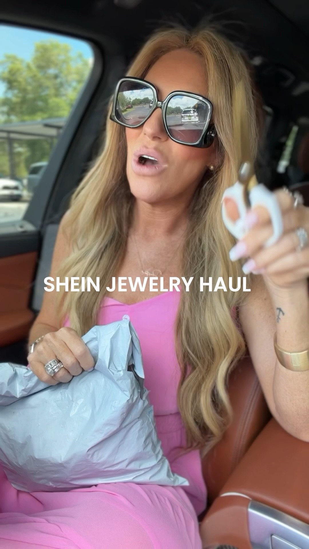The jewelry hack I swear by..

*dress is from Amazon and linked 🩷

#LTKOver40 #LTKSaleAlert #LTKootd