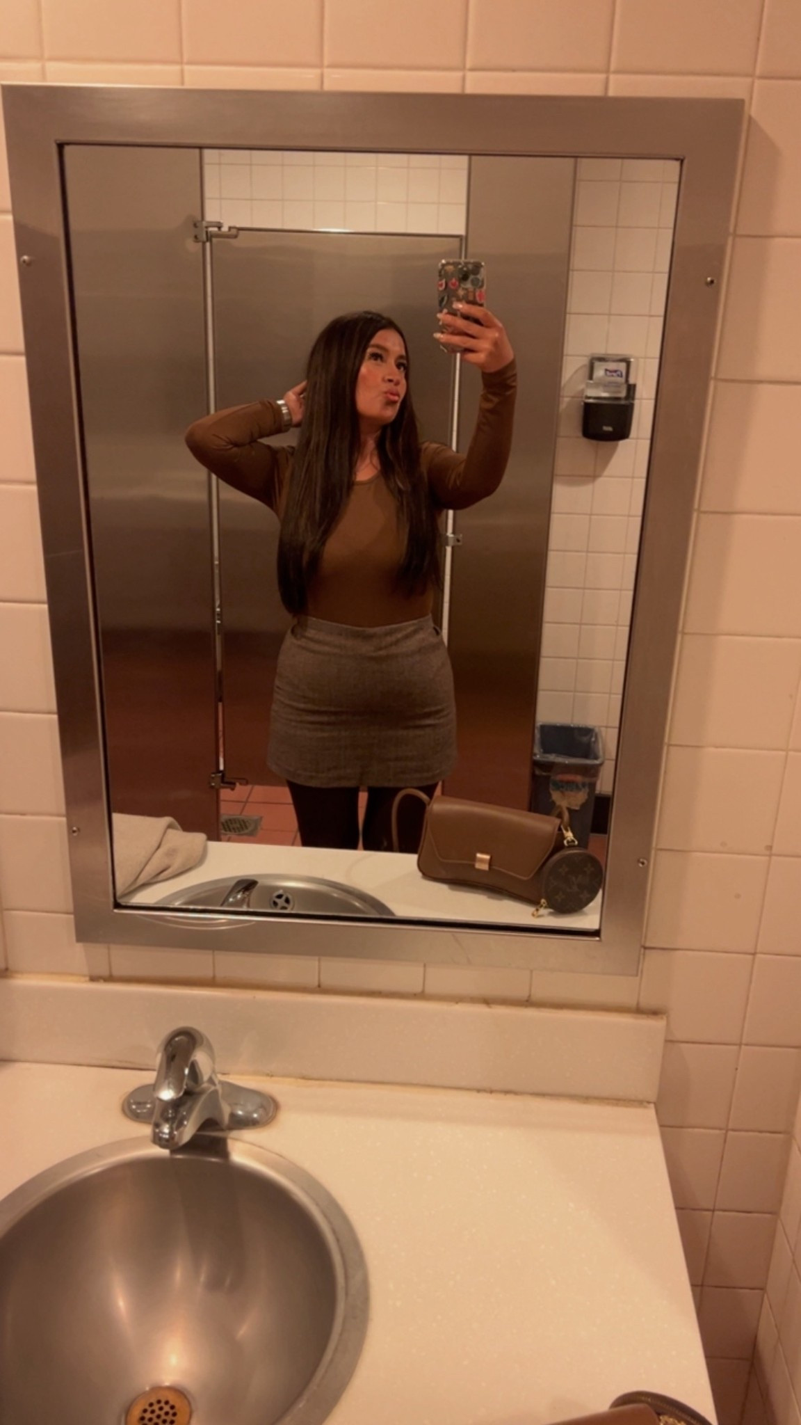 The cutest skirt and the this bodysuit 👌👌

#LTKmomlife #LTKPetite #LTKootd