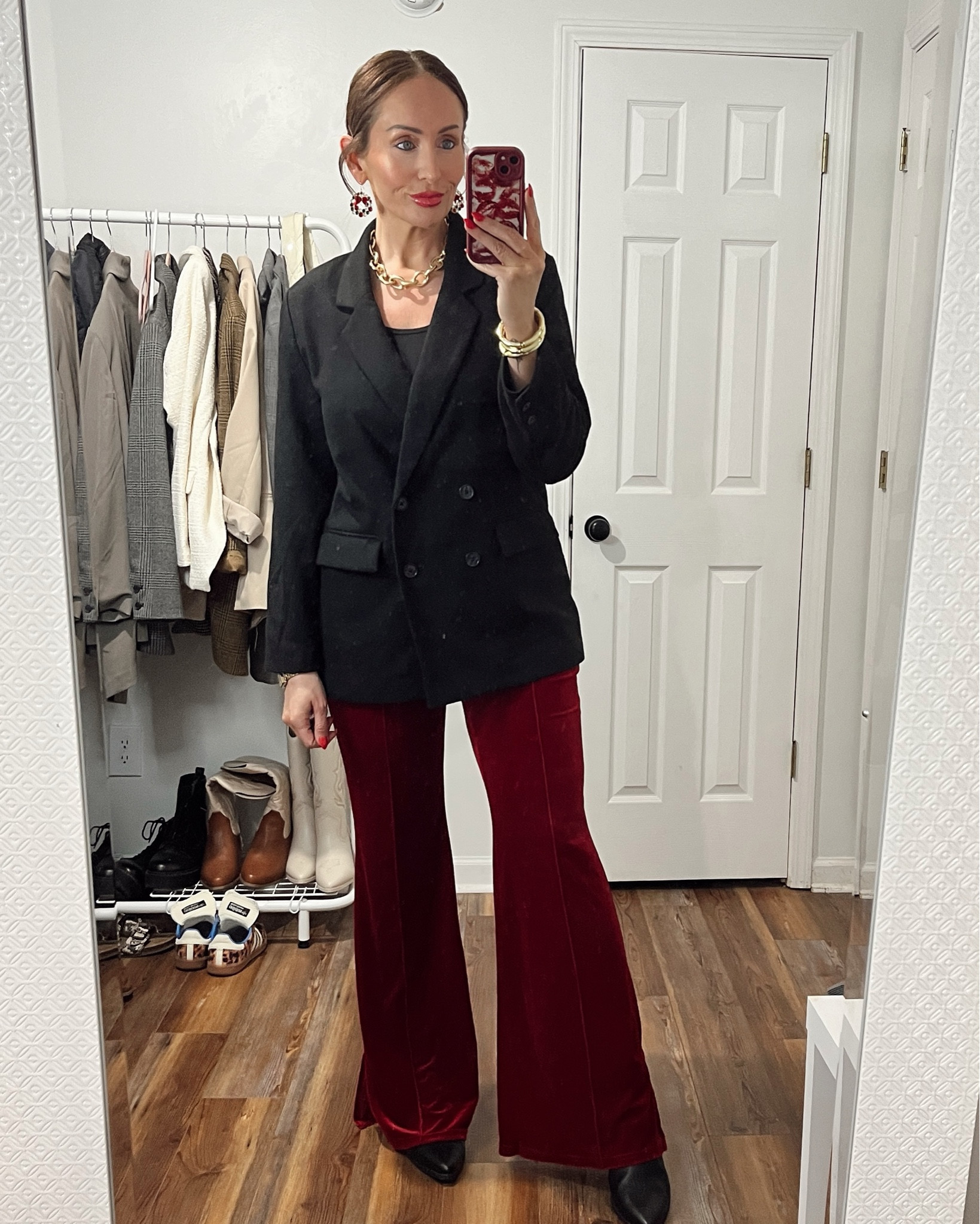 Getting in the holiday spirit at my work Christmas party today! Lots of people had on velvet bc it’s the perfect cozy fabric for the holidays. 

#velvetpants #blazeroutfits #holidayoutfits #holidaypartyoutfits #holidayootd #christmaspartyoutfits #workchristmasparty #midsize #midsizeoutfits 

#LTKMidsize #LTKParties #LTKHoliday