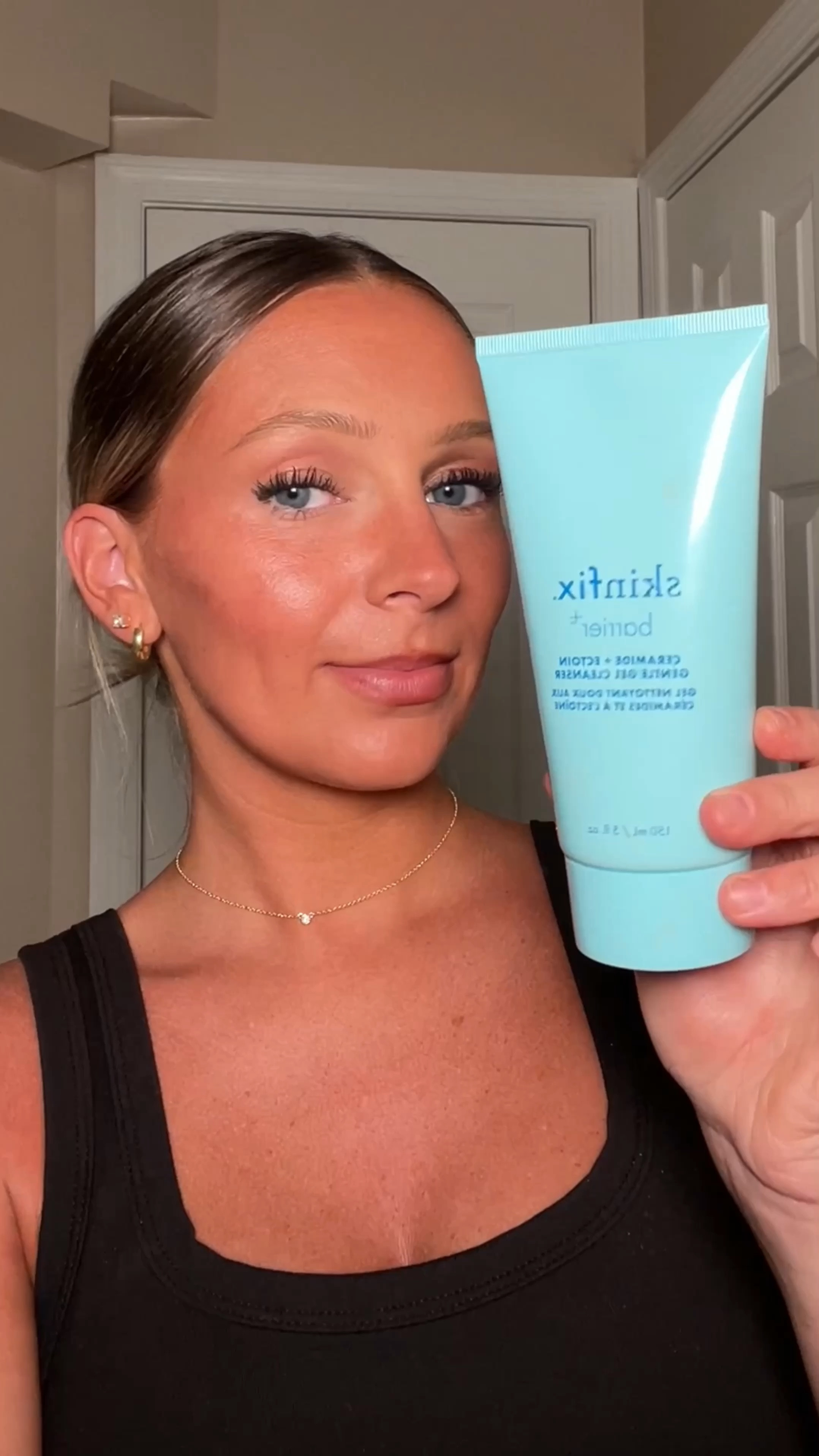 Three Barrier Boosters skincare routine from Skinfix! 💙🩵





Skincare routine
Skincare tips
Skincare tutorial


#LTKVideo #LTKBeauty #LTKSaleAlert