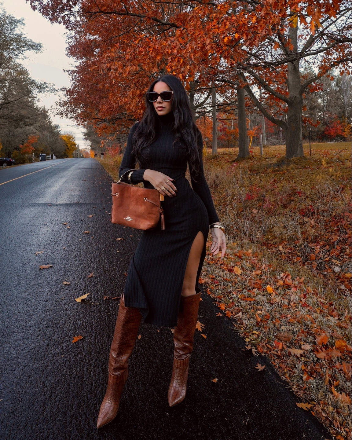 Black and brown fall or cold weather outfit idea! 🍂🖤🤎

Cheap, Similar boots can be found on amazon! 

#LTKSeasonal #LTKCyberWeek #LTKHoliday