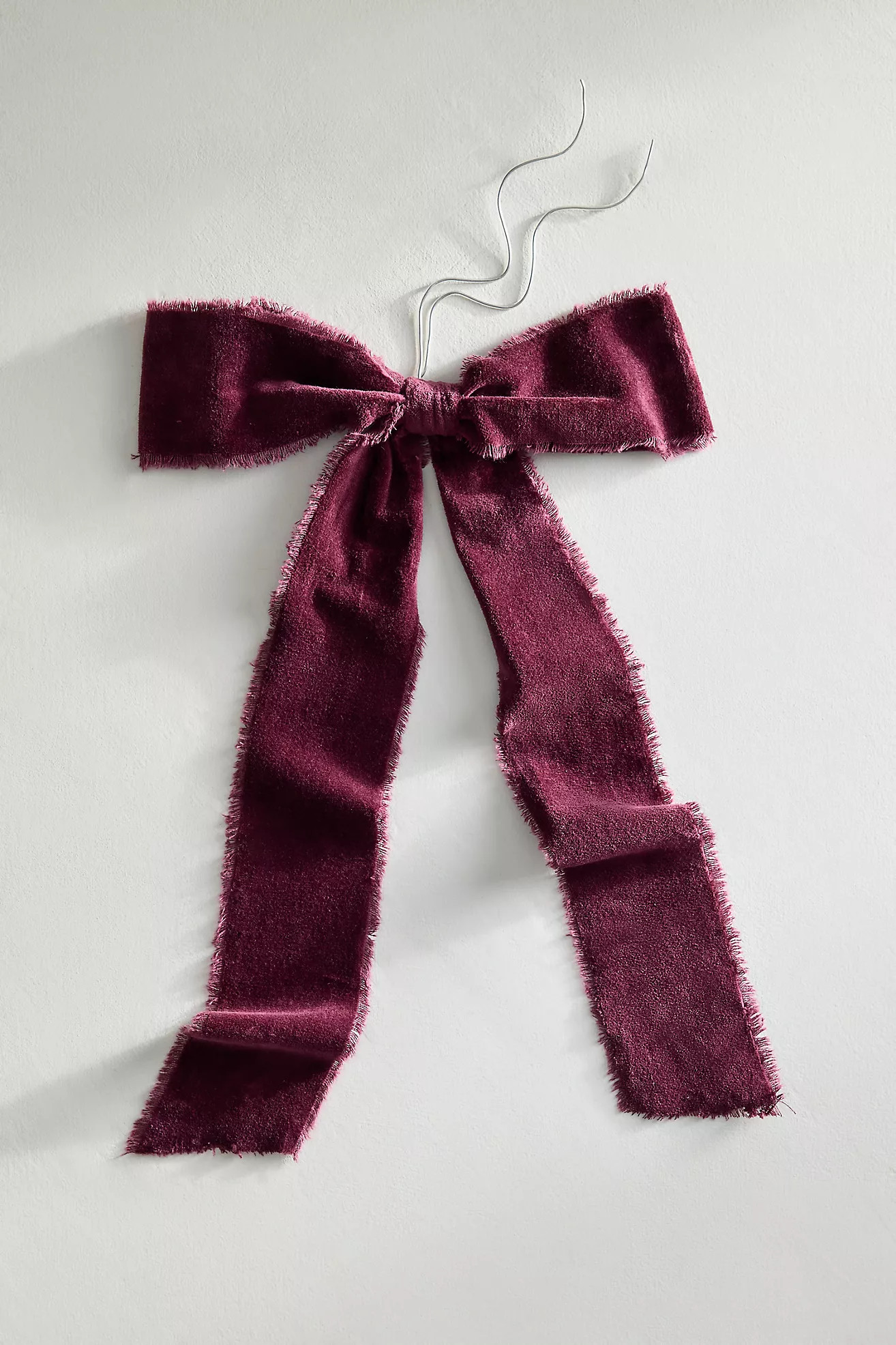 Velvet Bow, Large | Terrain