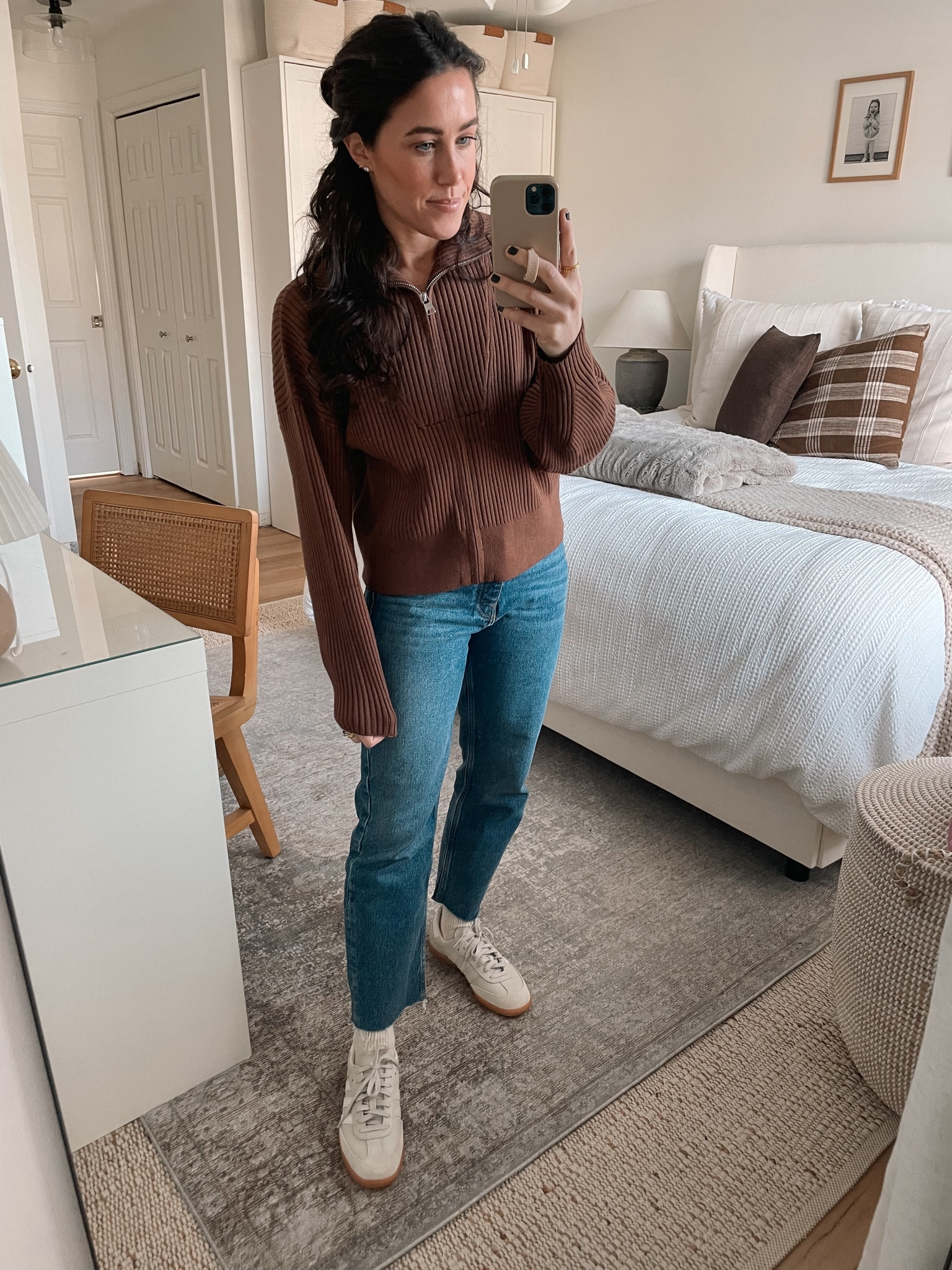 1.2.24
Varley zip up small
Mango straight leg jeans 2


#LTKstyletip #LTKSeasonal #LTKfindsunder100