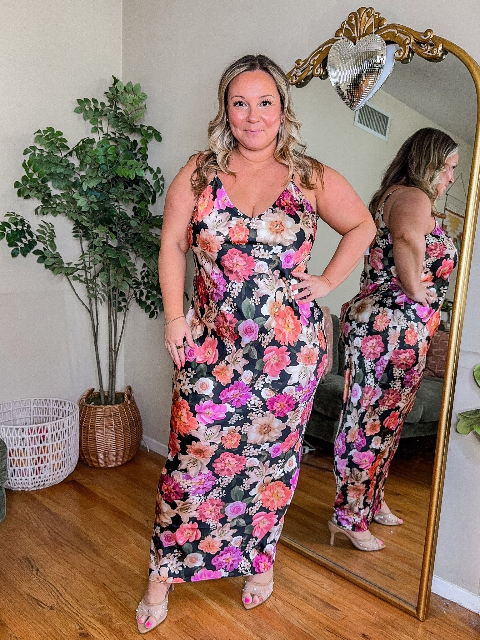 LTKSpring sale code LTKEXPRESS at checkout through 3/18! 
Spring wedding guest dress size LARGE 
Has adjustable straps 

Spring dress, vacation style, resort wear, workwear, petite style, size 12, size 14, Easter dress, Easter outfit 

#LTKMidsize #LTKSpringSale #LTKPetite