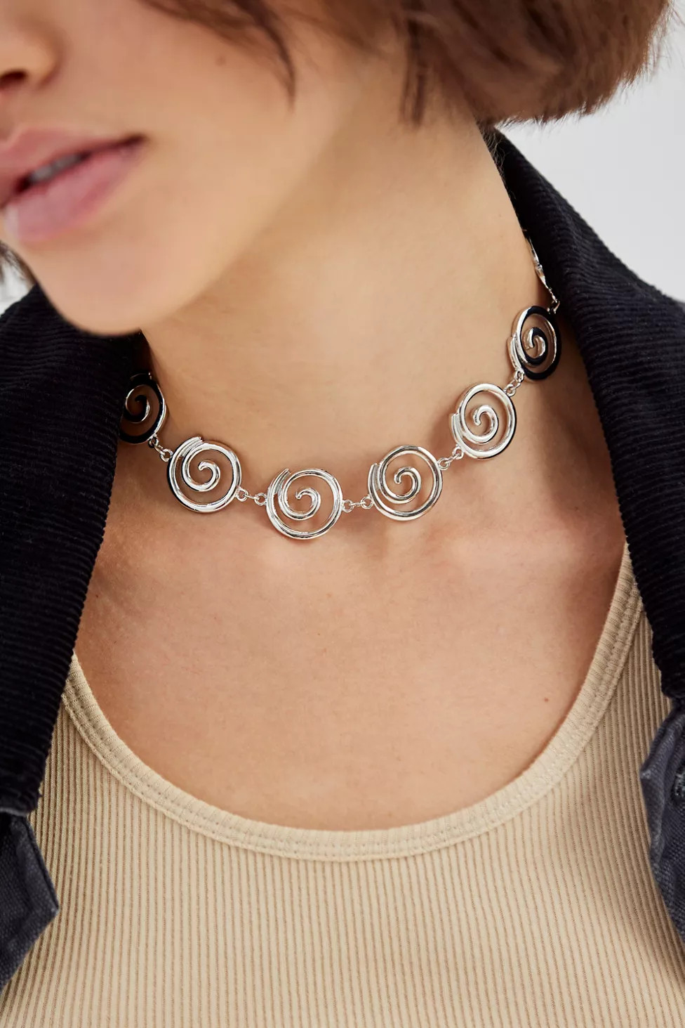 Statement Swirl Choker Necklace | Urban Outfitters (US and RoW)
