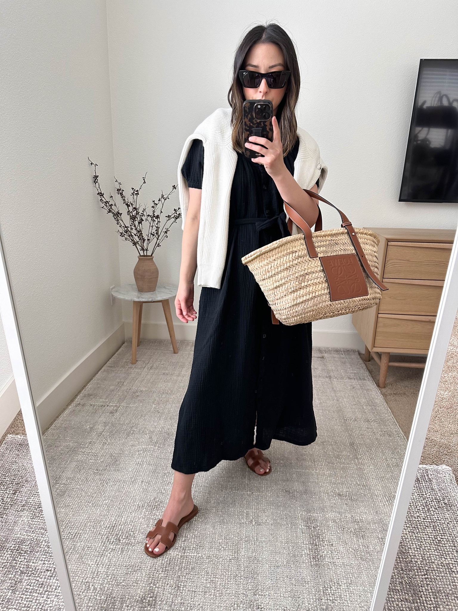 Rachel Pally Eloide gauze dress. comfortable spring dresses. Everyday dresses. 

Rachel Pally Elodie dress xs
Hermes Oran sandals 35
Loewe raffia tote in medium
Jenni Kayne cotton fisherman sweater xs 

Dresses, spring dress, vacation outfit, sandals. 

#LTKSeasonal #LTKshoecrush #LTKitbag