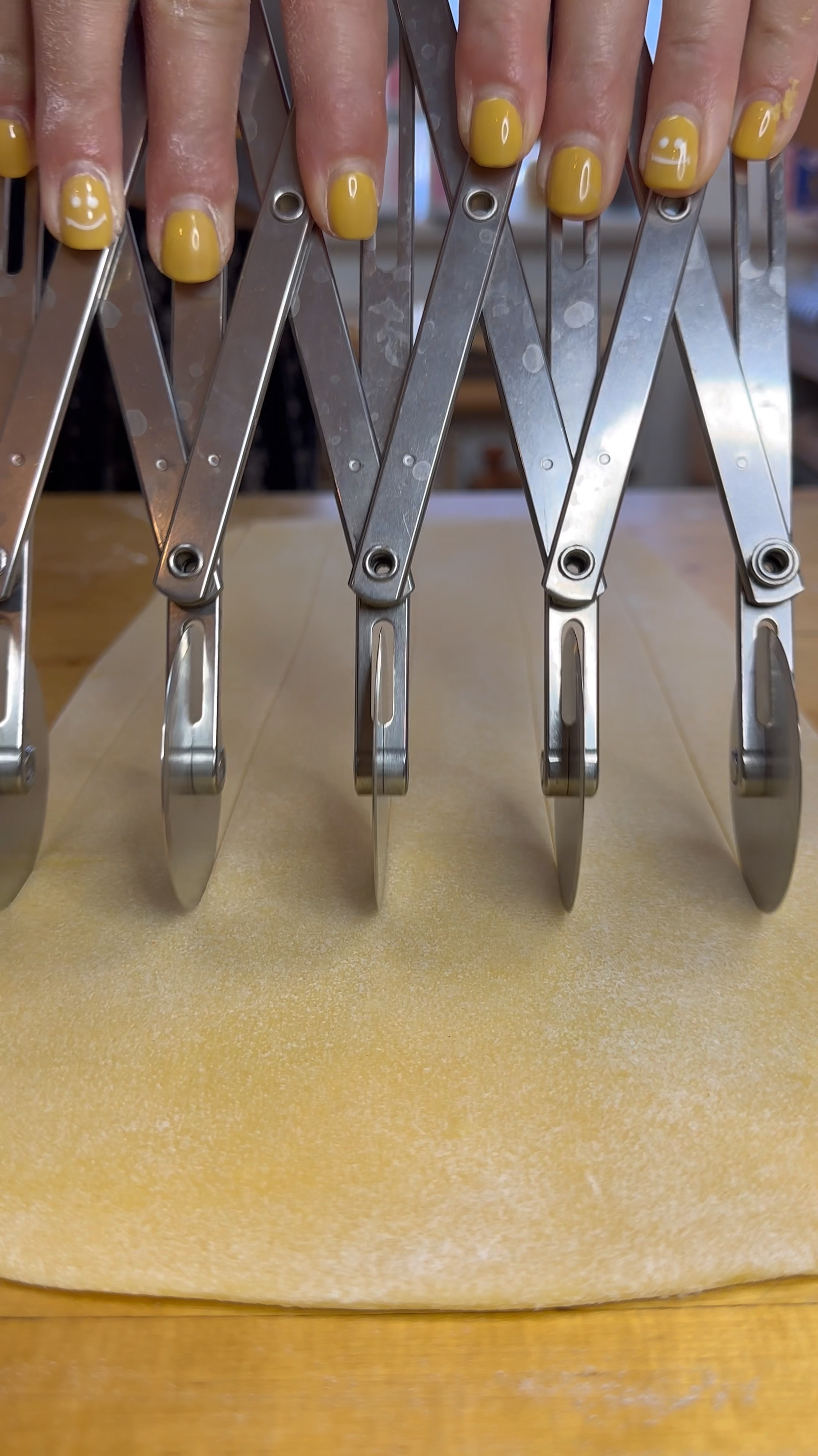 My favorite pasta cutter for shaped pasta! Cuts so many at once 💃 #pasta #pastalover #pastamaking 

#LTKHome #LTKVideo