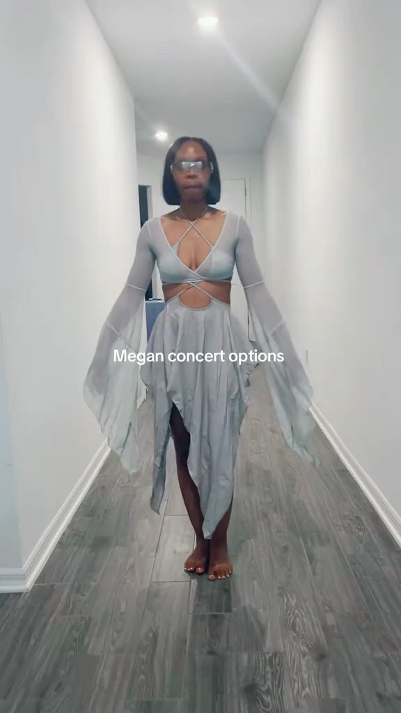 Super cute and comfy great for a concert, festival or Halloween. #LTKCon 

#LTKStyleTip #LTKSeasonal