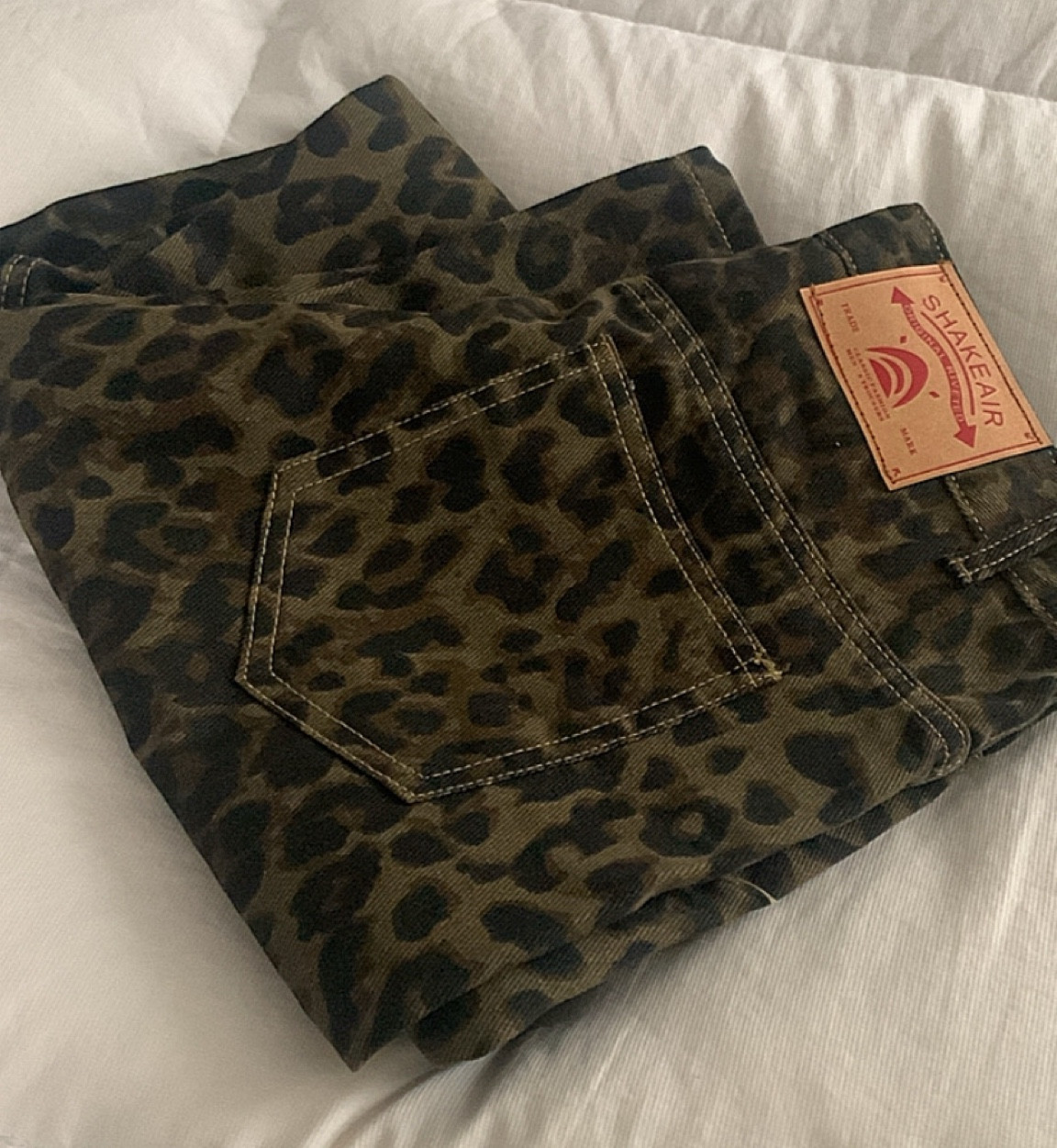 Viral Baggy Leopard jeans 

#LTKstyletip #LTKfindsunder50 #LTKFestival