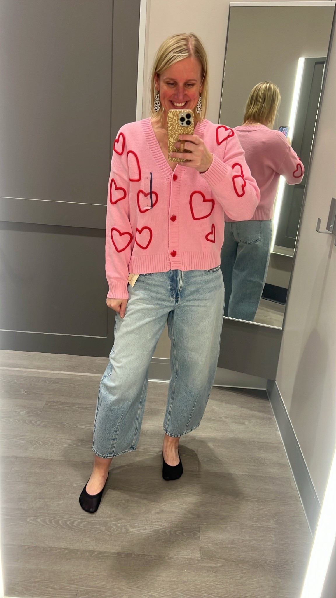 Sweater in the large (could have done a medium)
Jeans in a 10 - very roomy would prefer the 8