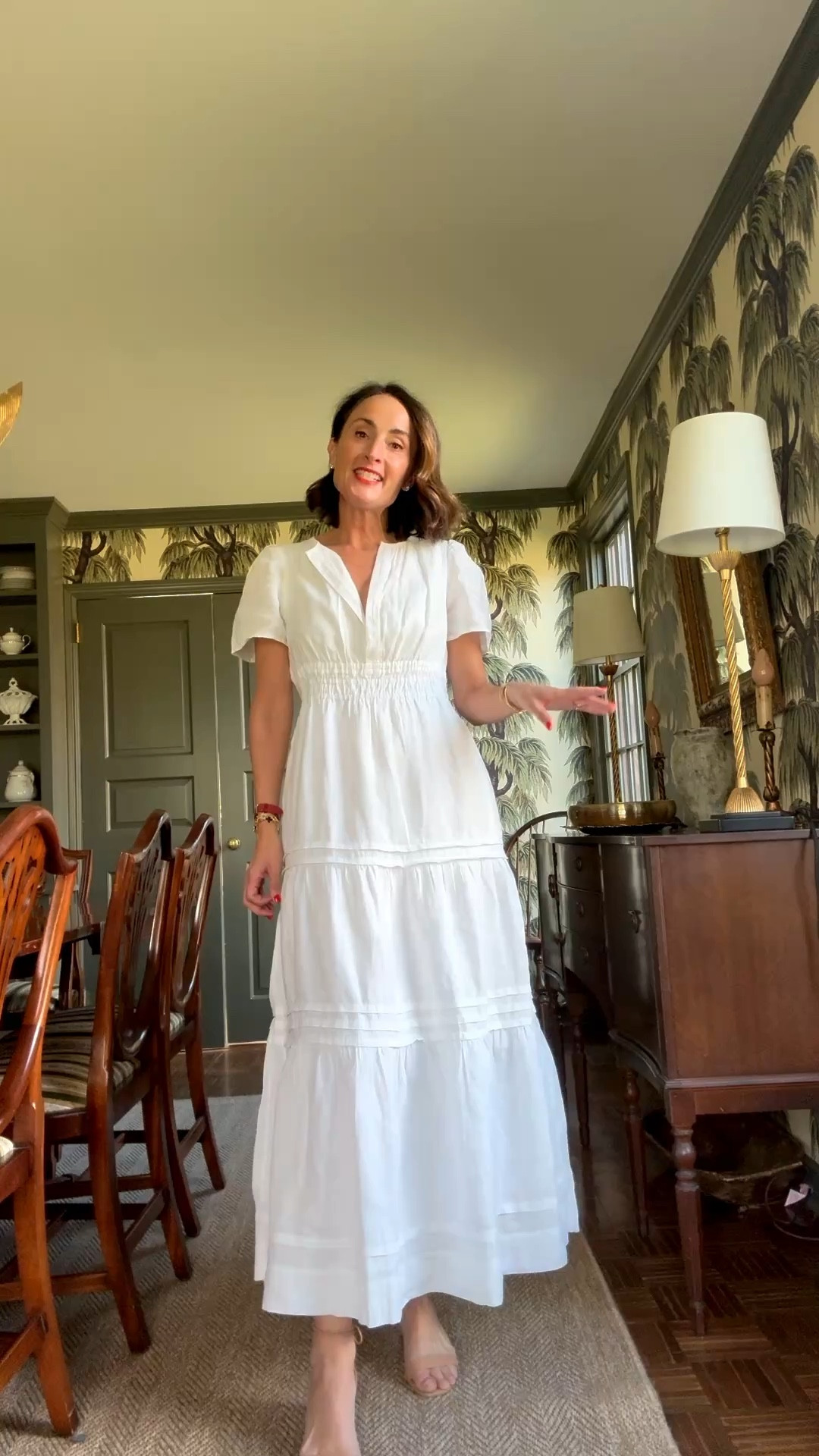 I love @Quince   for transitional closet staples. I live in their dresses and jackets. #quincepartner 