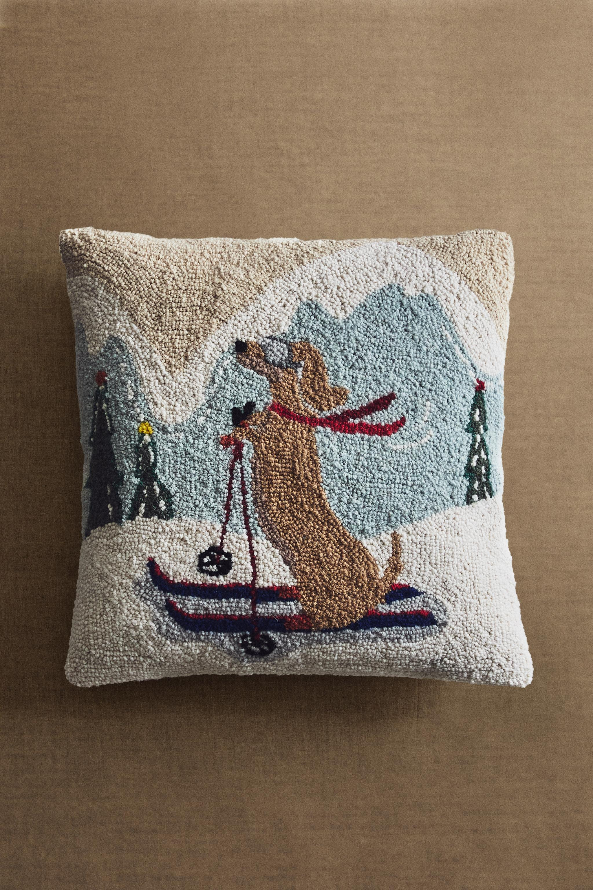 CHRISTMAS SKI DOG WOOL THROW PILLOW COVER | Zara Canada