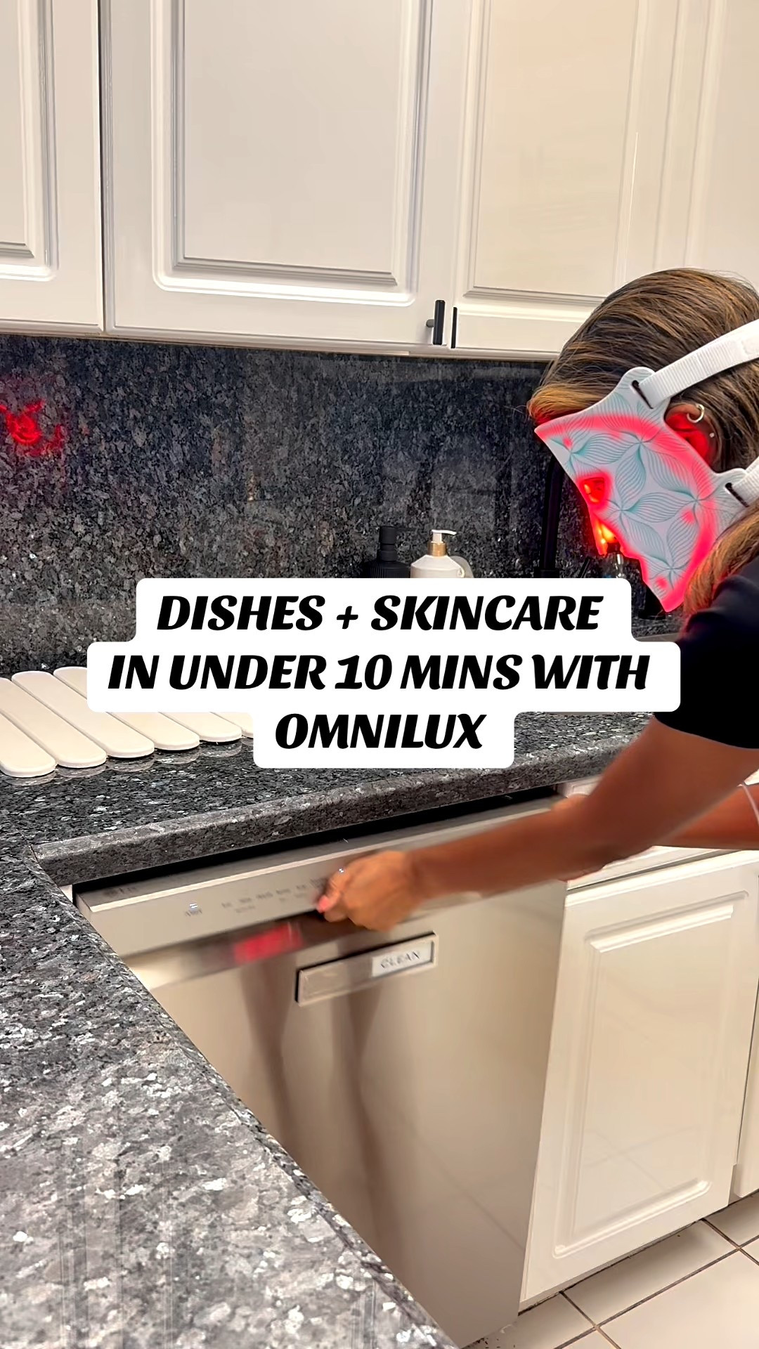 Doing the dishes + getting my red light therapy skincare in under 10 mins… and yes, my Omnilux is still on Cyber Monday sale 👀✨

@omniluxled
#omnilux #omniluxled #ledmask #redlighttherapy #omniluxambassador #glowfromhome #cybermonday

#LTKSaleAlert #LTKselfcare #LTKCyberWeek