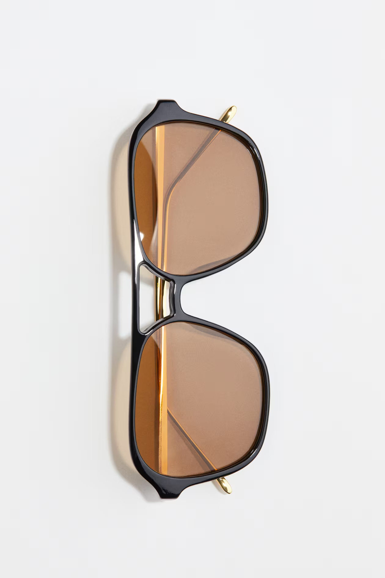 Polarised sunglasses - Black/Gold-coloured - Ladies | H&M GB | H&M (UK, MY, IN, SG, PH, TW, HK)