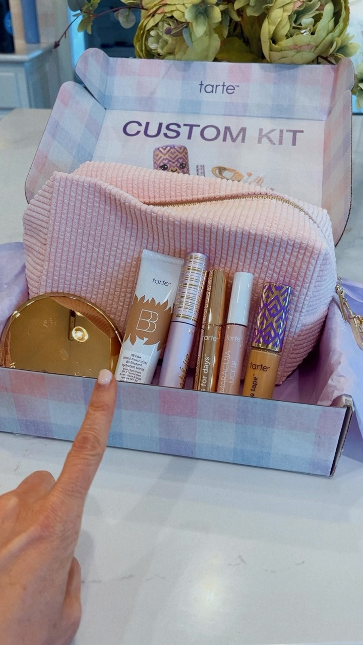 Shop Tarte's biggest sale of the year! 7 full-size products for $77 PLUS free shipping!

#LTKBeauty #LTKSaleAlert #LTKselfcare