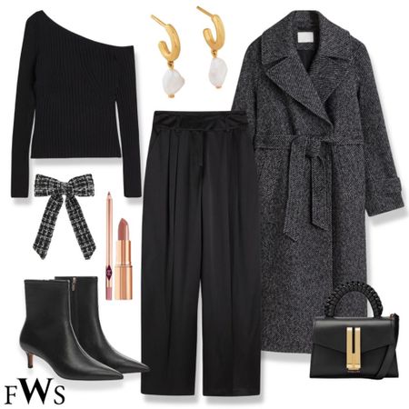 Date night outfit in autumn 🖤🍂


Knit top dressy top nice top oversize coat autumn coat sinter coat autumn boots winter boots ankle boots heeled boots leather boots point toe boots Demellier  h&m mango Charlotte Tillbury Monica vinader girly outfit dress up going out event dressing 