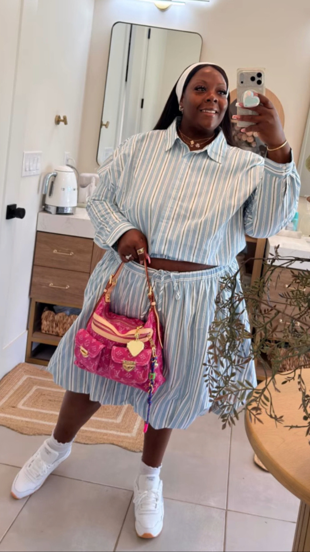 Celebrating my daughter’s 7th birthday today! 🎂✨ I can’t believe how fast time flies, but I’m soaking up every second of her special day.

For the birthday festivities, I went with a look that’s equal parts cute and comfortable. The clothing set im wearing is from Eloquii, paired with my go-to Reebok glide leather sneakers to keep up with all the "7-year-old energy" today! 👟 My bag is the Louis Vuitton Baggy NM—it’s a personal favorite, but since I couldn't link this exact one, I’ve linked several of my other most-used bags that give a similar vibe and style. 👜✨

Follow for more @OPERATION_NIKI on IG, TikTok, & Facebook

#OOTD #birthdayoutfit #momstyle #Eloquii #XOQ #Reebok #Louis Vuitton #LVBaggy #luxurybags #casualchic #outfitinspiration #girlmom #LTKfashion #LTKunder100 

 #LTKootd #LTKPlusSize #LTKBeauty