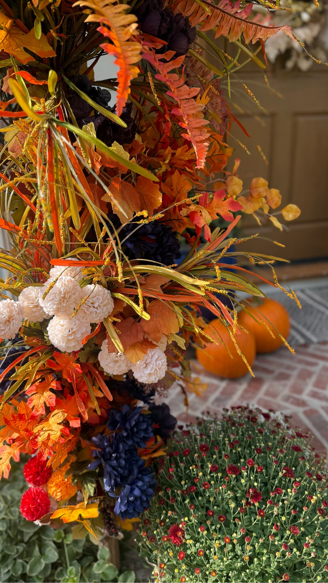 When you want a little more whimsy this fall…

Comment PORCH and I’ll send you the full blog post tutorial and links to some of the clearance stems I picked up! 🍂