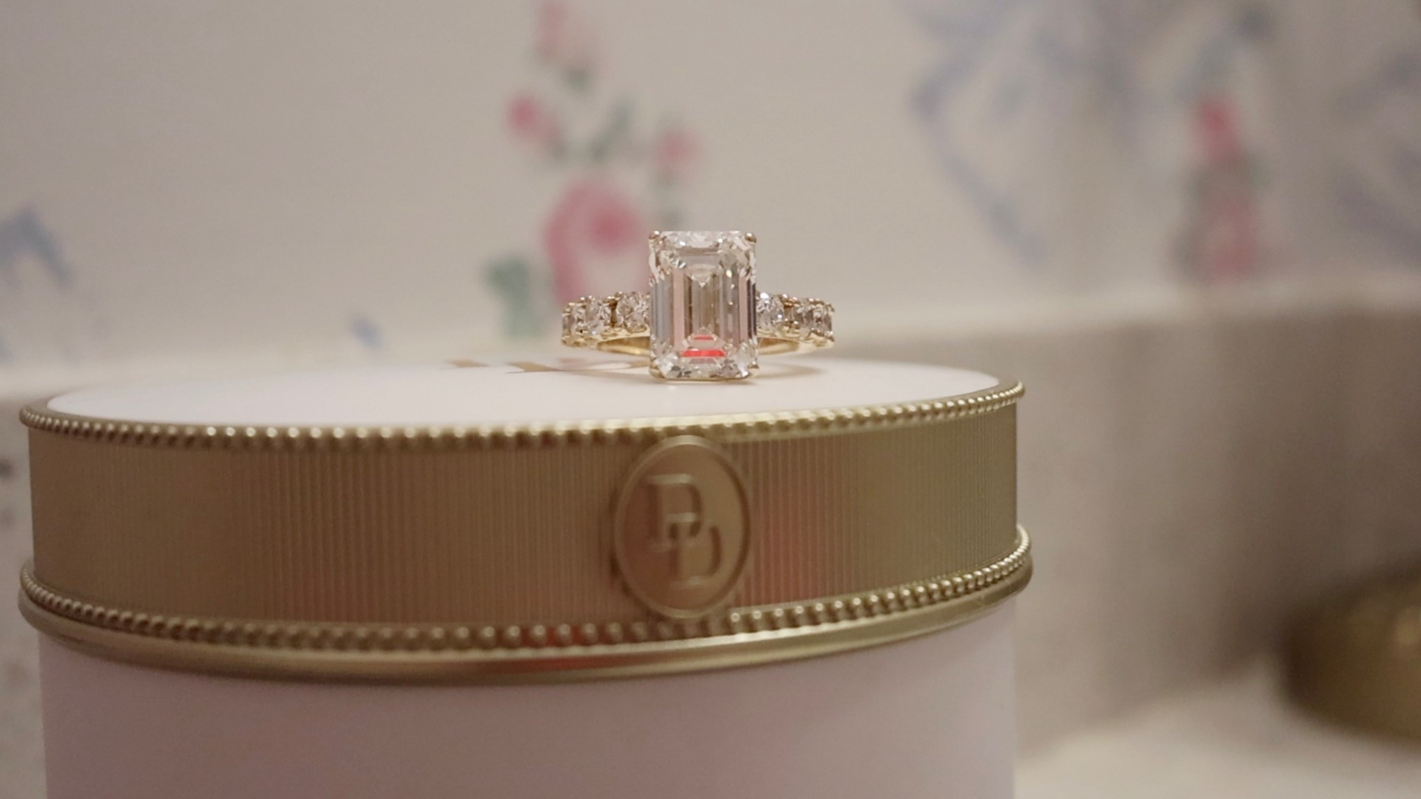 My favorite ring cleaner for my engagement ring! Comes in different colors too⭐️✨

#LTKFindsUnder100