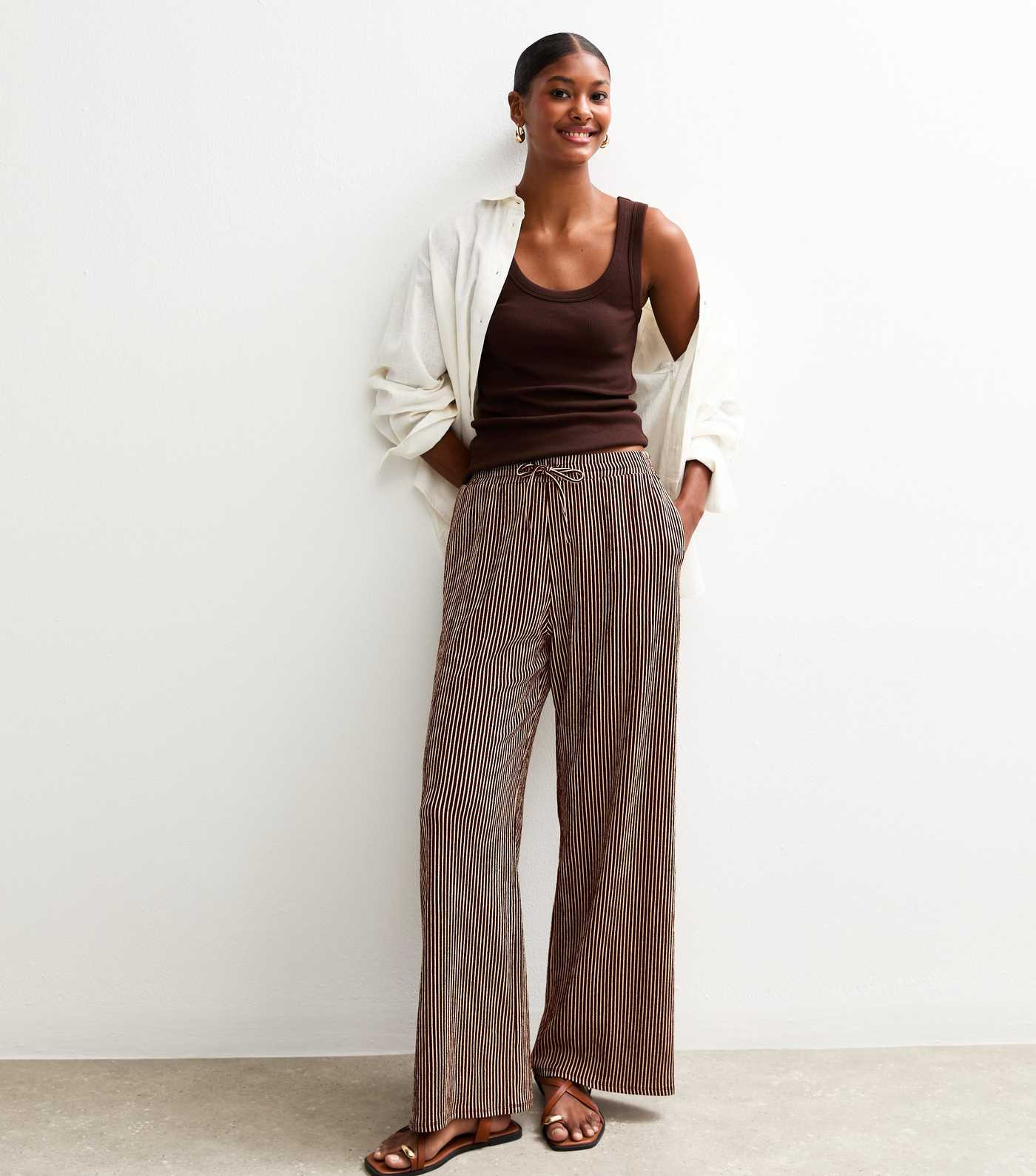 Brown Striped Drawstring Waist Wide Leg Trousers | New Look | New Look (UK)