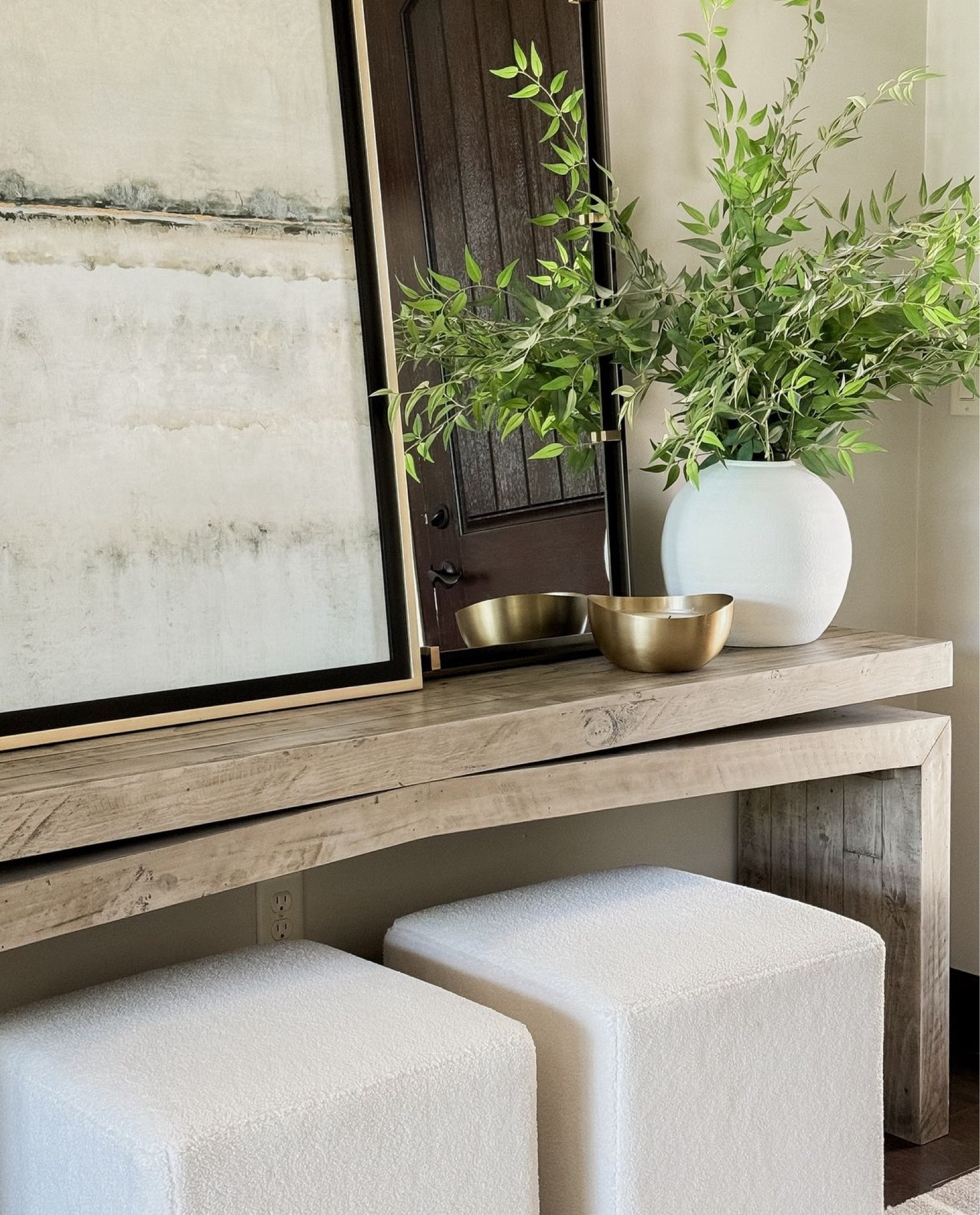 Gorgeous entryway.

#LTKHome