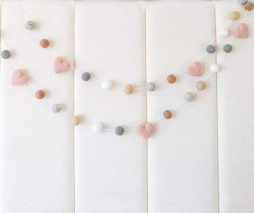Blush Grey and White Garland , Felt Heart Garland , Valentines Day Felt Ball Garland , Boho Garla... | Etsy (US)
