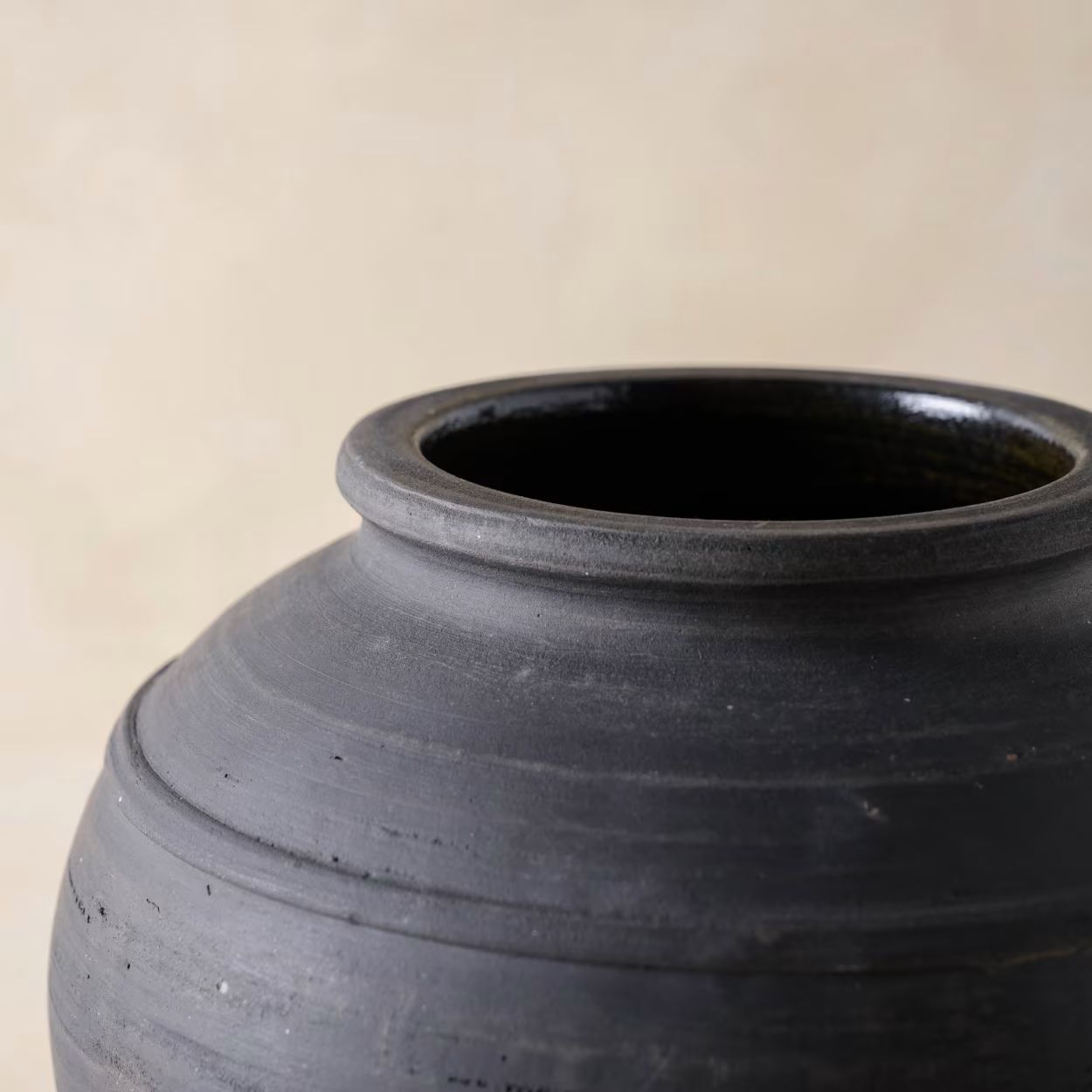 Rustic Black Hand-Made Vase | Magnolia