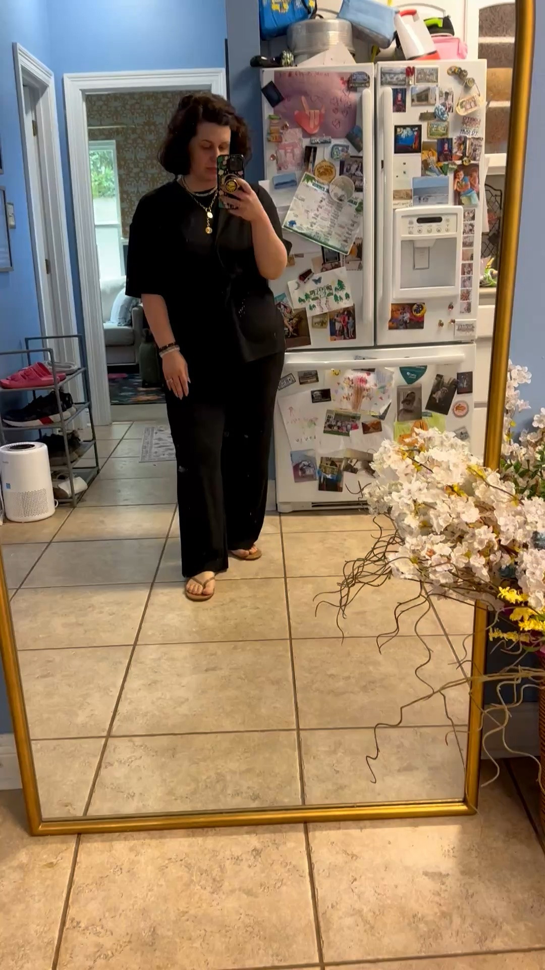 What I’m wearing today as a size large mom of 4 trying to survive this southern Louisiana summer. You know it’s hot y’all. 🥵  Comes in a mess of colors, under $20, lightweight, super comfy, easy to wear, cute with other pieces too! 


travel outfits

#LTKmomlife #LTKMidsize #LTKTravel