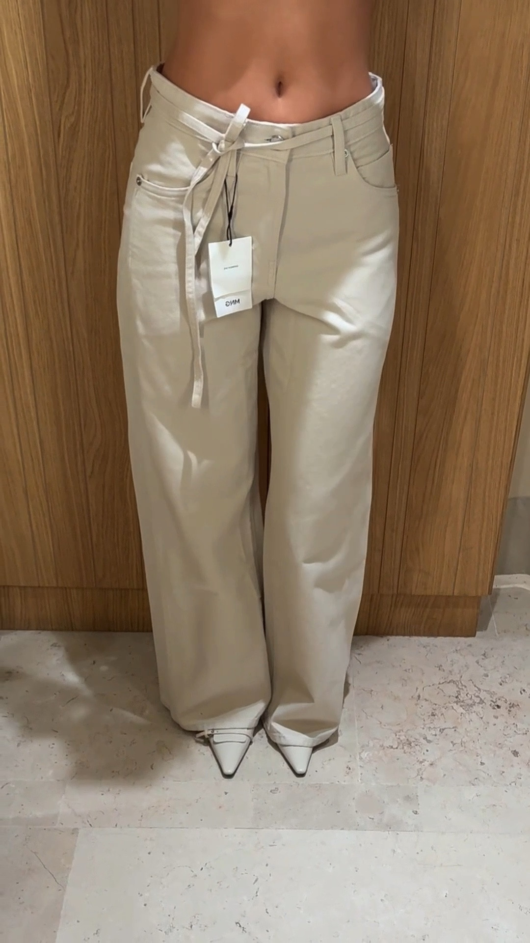 Cream color denim✨size 34


#LTKootd #LTKSeasonal #LTKhaul