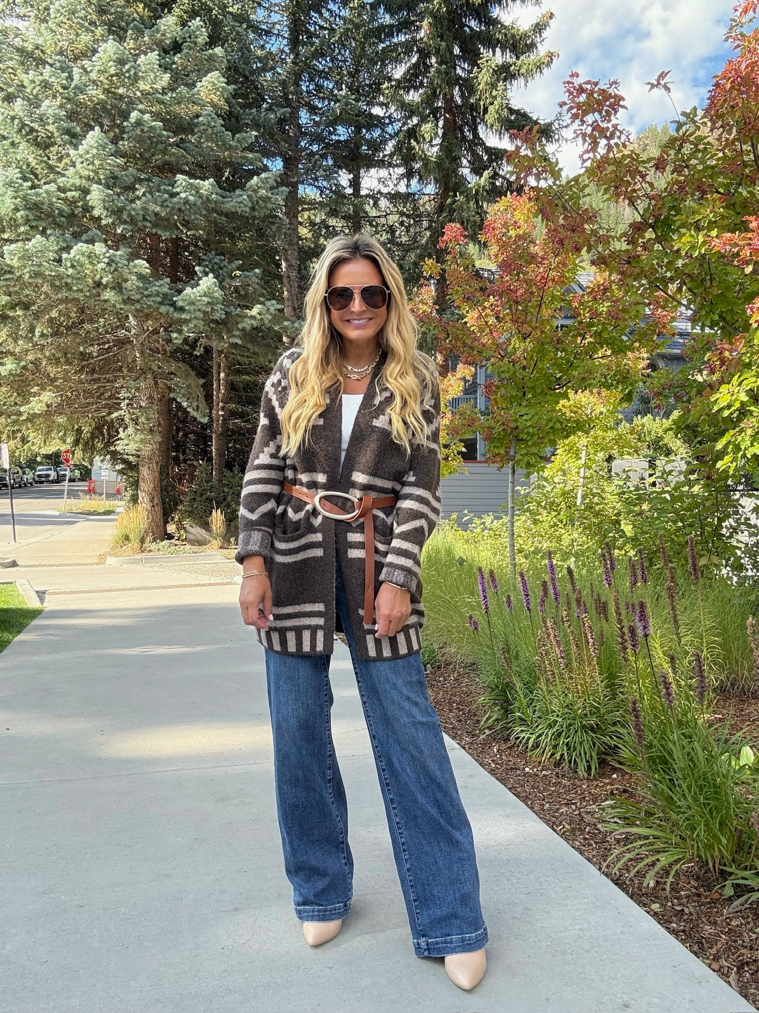 My fave fall sweater is on sale for under $30!!

#LTKSeasonal #LTKmomlife #LTKootd