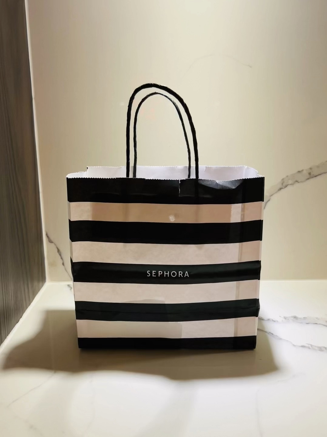 came into Sephora for hair ties but ended up buying more than that… I mean can you really leave Sephora with just one item?! Who are we kidding… 🥴

#LTKBeauty #LTKFindsUnder100 #LTKStyleTip