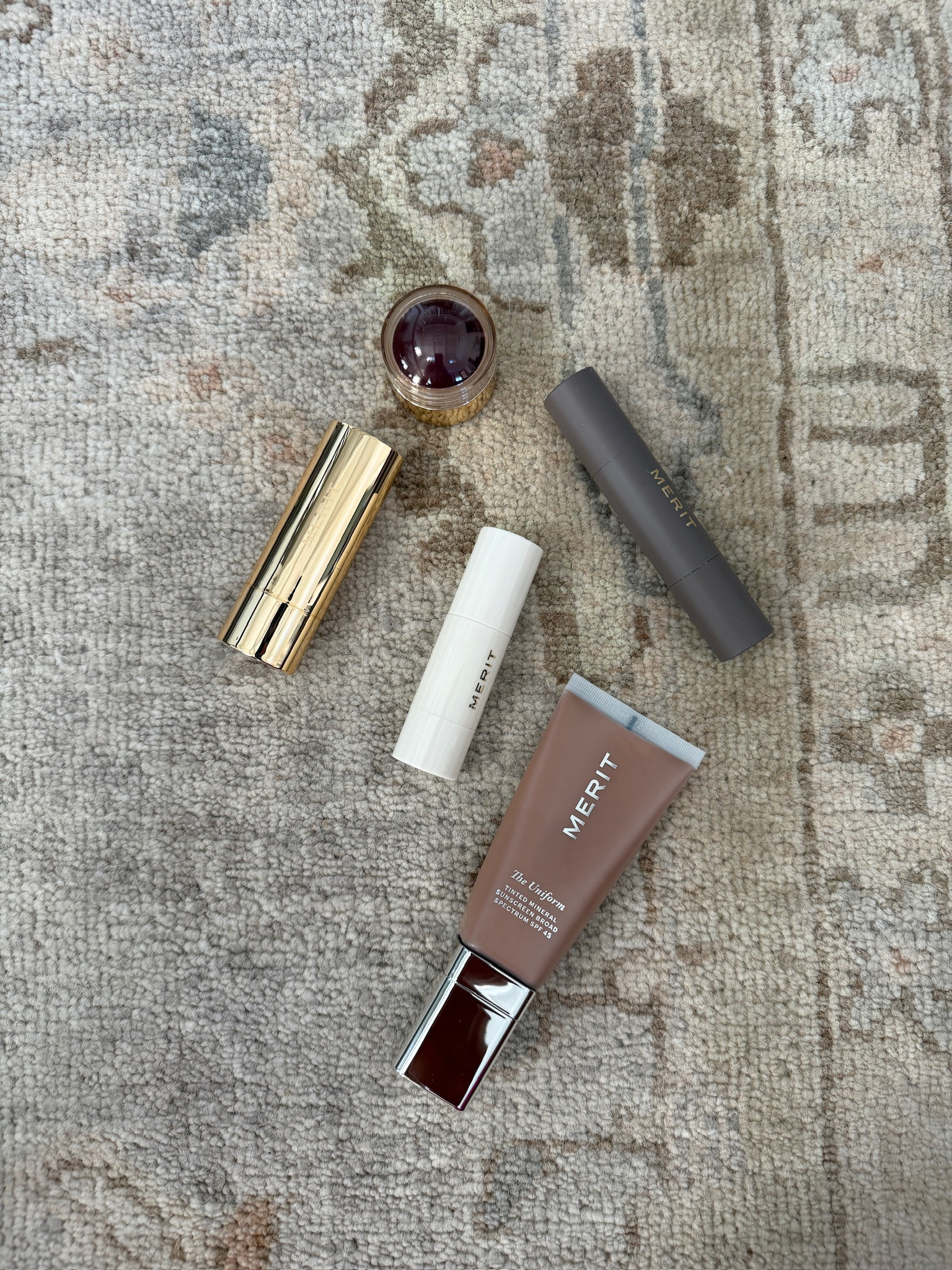 Merit favs 💋

Merit, merit beauty, beauty finds, Sephora, Sephora favs, grace white