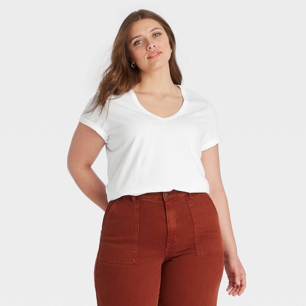 Women's Plus Size Short Sleeve V-Neck T-Shirt - Universal Thread White 3X | Target