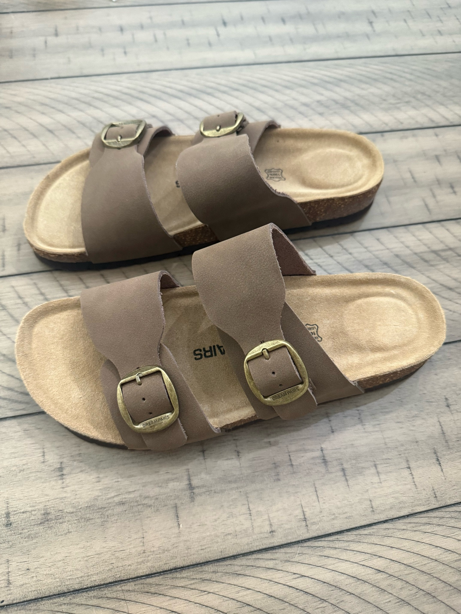 Leather Slip-On Sandals with Arch Support

Sandals shoes footwear summer outfits

#LTKgrwm #LTKootd #LTKmomlife