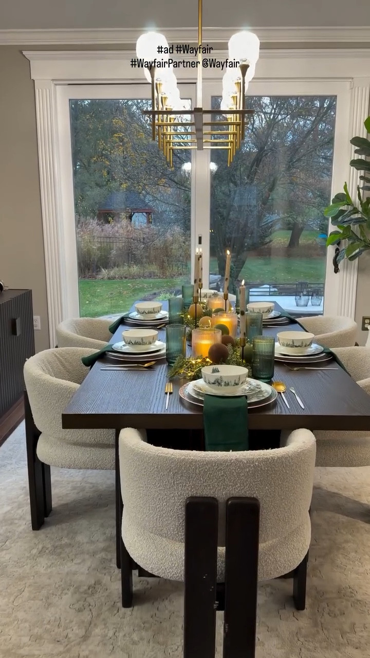 
Make your home holiday-ready with @wayfair  I created a simple yet elevated holiday tablescape all from WAYFAIR! 
Wayfair truly has everything you need ; from garlands and wreaths to rugs, furniture, and dinnerware, to get your home holiday-ready. And the best part? Fast shipping just in time for the season!🙌🏼 #WayfairPartner #ad #wayfair @shop.ltk #ltkit #liketk.it 

home inspiration 
Holiday Decor

#LTKSaleAlert #LTKHome #LTKHoliday