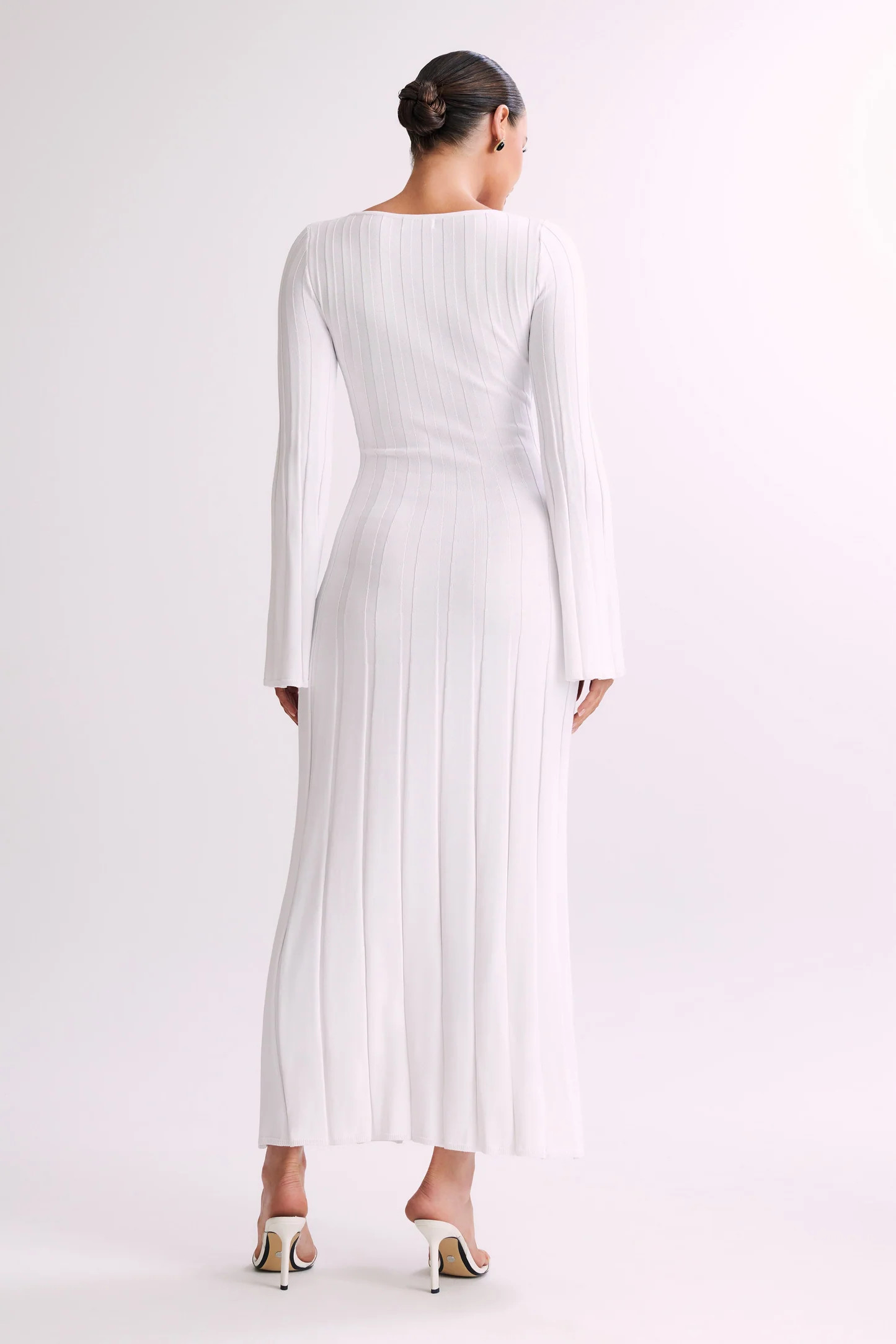 Mabel Long Sleeve Knit Maxi Dress - White | MESHKI US