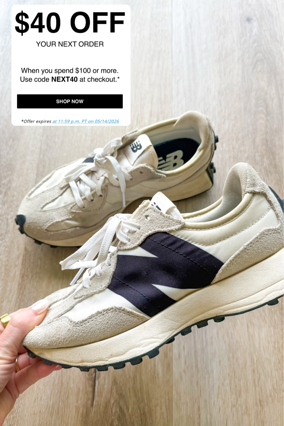 Great deal on everyone’s fave new balance 327s!! 






@Zappos 
Tennis shoes 
Sneakers 
Athletic shoe 


#LTKmomlife #LTKSaleAlert #LTKootd
